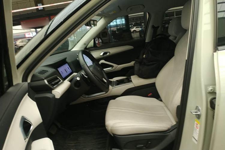 Used BYD Yuan UP 2025 Intelligent Driving Version 401 km Leading Edition
