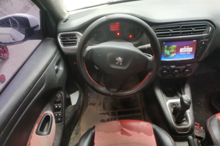 Used Peugeot 301 2014 1.6L Manual Comfort Edition
