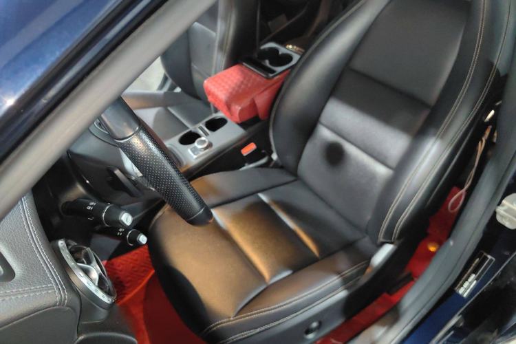 Used Mercedes-Benz GLA 2015 GLA 220 4MATIC Fashion Model