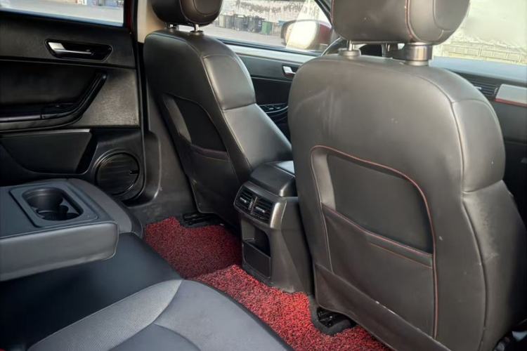 Used Qoros 3 2015 Urban SUV 1.6T Automatic ZhiKu Model
