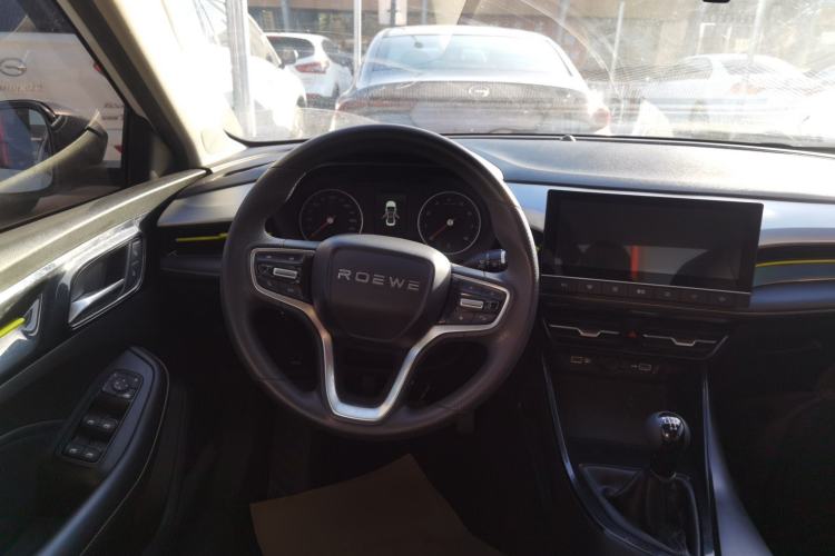 Used Roewe i5 2021 1.5L Manual Platinum Edition