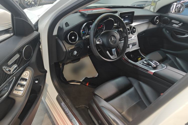 Used Mercedes-Benz C-Class 2015 C 200 L Sport Edition
