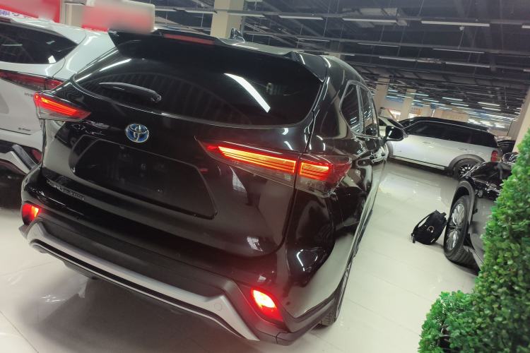 Used Toyota Highlander 2022 Dual-Engine 2.5L Four-Wheel Drive Prestige Version 7 Seats