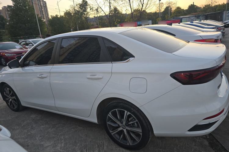 Used Geely Auto Emgrand 2022 4th Generation 1.5L CVT Luxury Model
