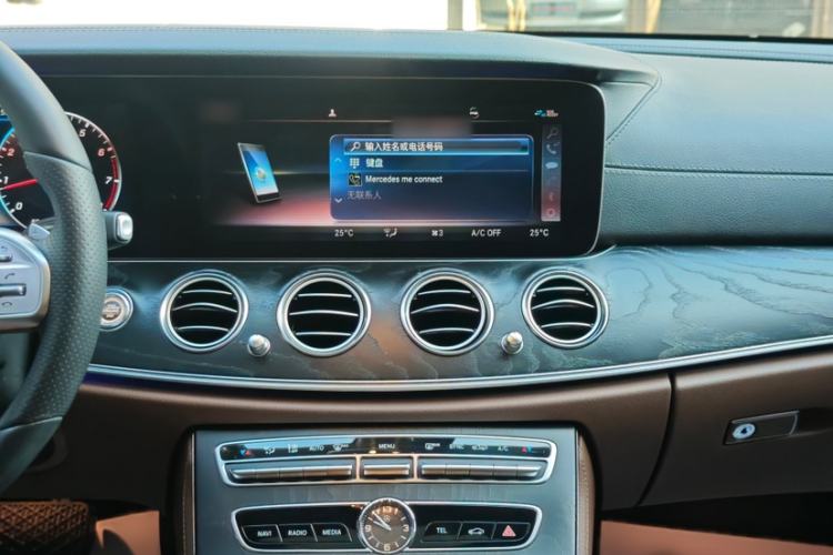 Used Mercedes-Benz E-Class 2019 E 300 L Sporty and Stylish Model
