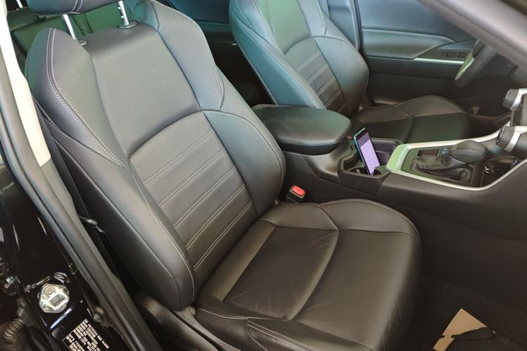 Used Toyota Wildlander 2020 2.0L CVT 4x4 Luxury Edition