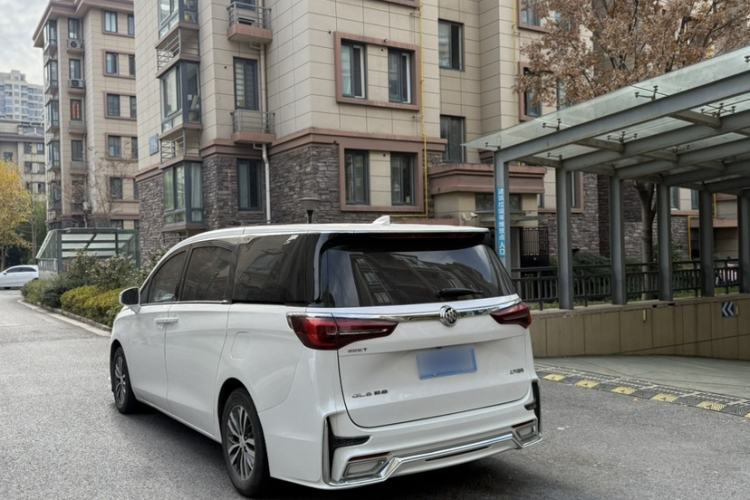 Used Buick GL8 2022 ES Landtrek 653T Comfort Edition
