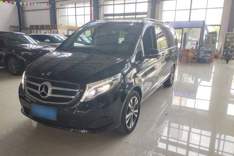 Used Mercedes-Benz V-Class 2018 V 260 Avantgarde Edition China VI
