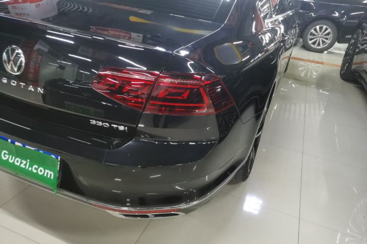 Used Volkswagen Magotan 2023 2 Million Units Limited Edition 330TSI DSG Leading Version