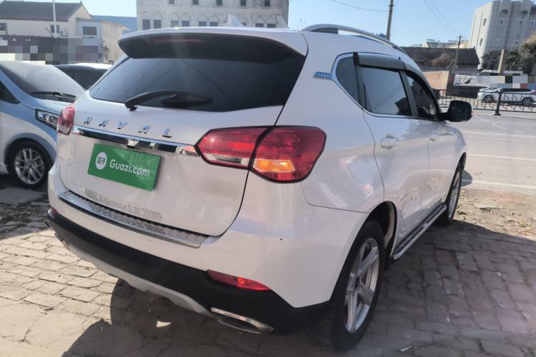 Used Haval H2 2018 Chuanxiang Edition Blue Badge 1.5T Manual Two-Wheel Drive Fashionable Model