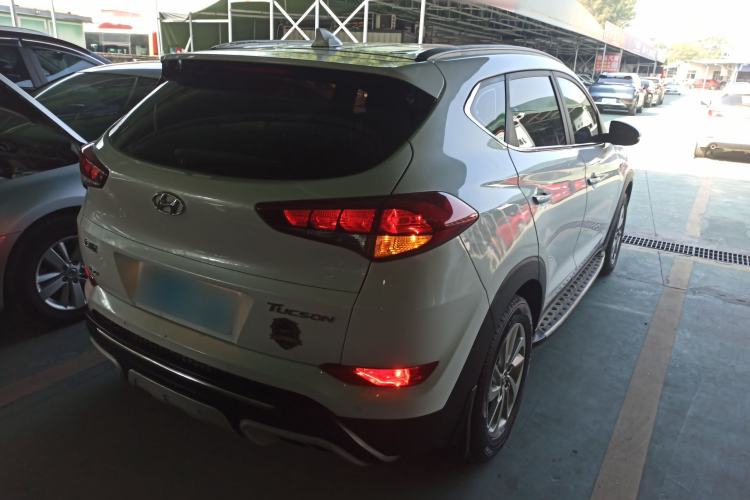 Used Hyundai Tucson 2015 1.6T Dual-Clutch Two-Wheel-Drive Smart Model
