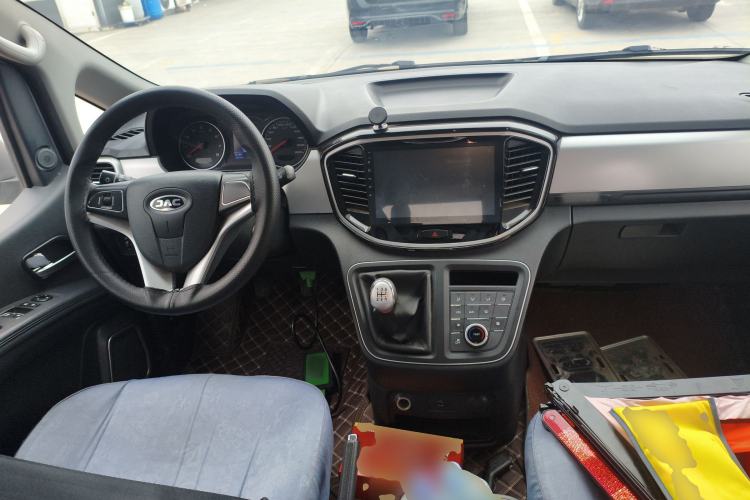 Used  M4 2019 Business & Travel Series 2.0L Manual Speed Edition China VI Standard