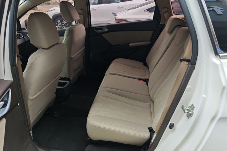 Used Baojun 310W 2017 1.5L Manual Comfort Version China V
