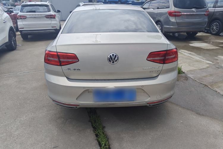Used Volkswagen Magotan 2019 330TSI DSG Leading Model China VI Standard
