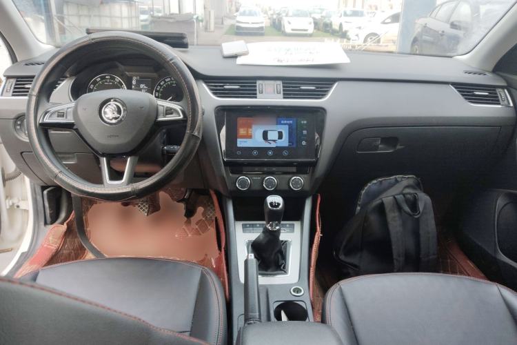 Used Skoda Octavia 2019 1.5L Manual SmartDrive Comfort Edition China V Standard
