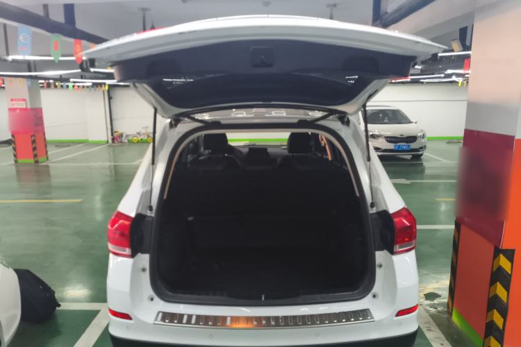 Used Haval H6 2021 Sport Edition 1.5T Manual Elite Smart Connectivity Model with Hexagonal Grille