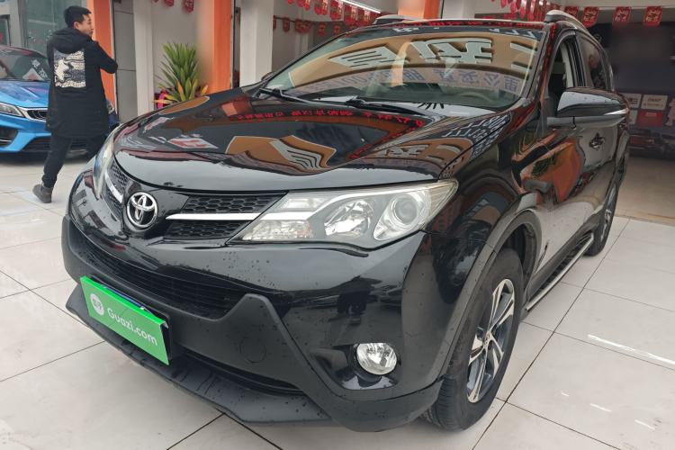 Used Toyota RAV4 2015 2.0L CVT Two-Wheel Drive Fashion Edition