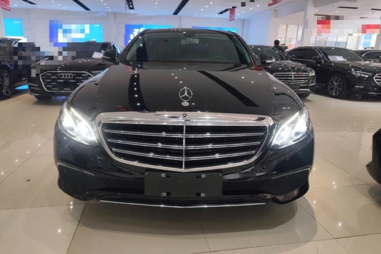 Used Mercedes-Benz E-Class 2019 E 260 L
