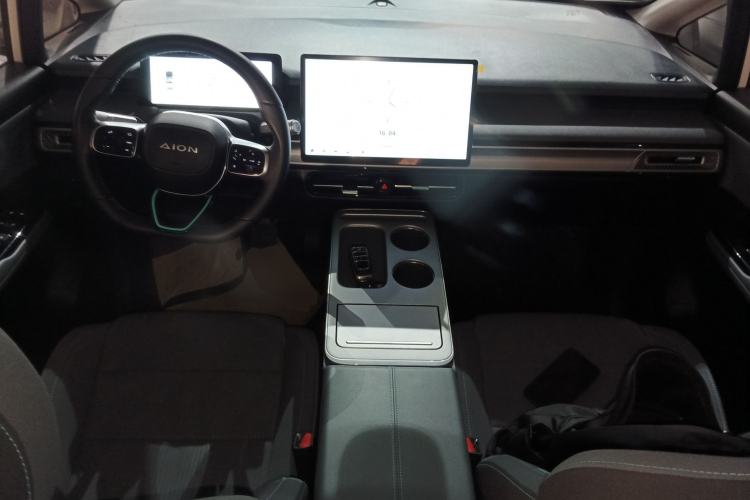Used AION Y 2024 Younger