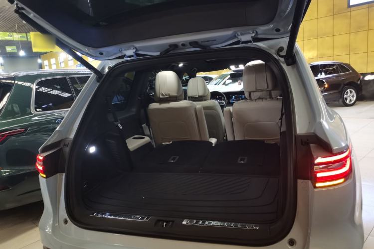 Used Li Auto ONE 2020 Extended-Range 6-Seater Version
