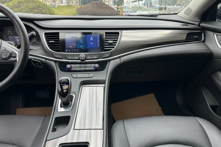 Used Buick LaCrosse 2022 652T Luxury Version
