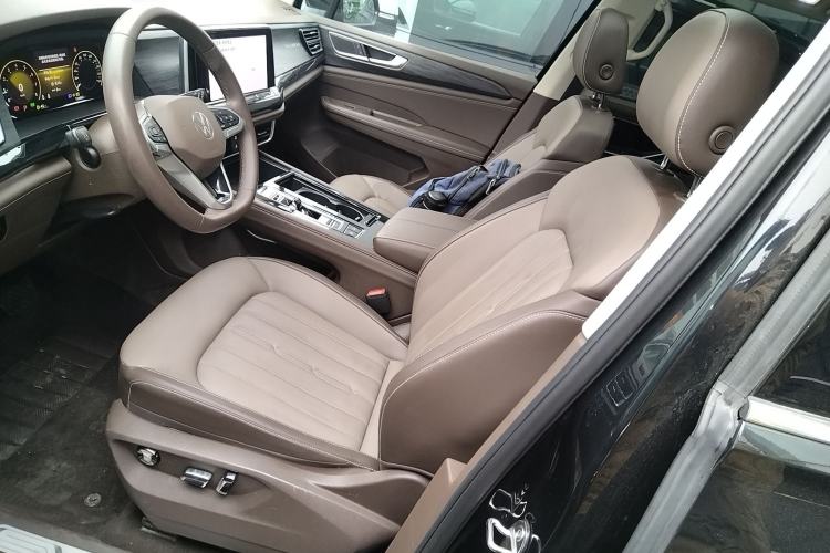 Used Volkswagen Viloran 2024 330TSI Luxury Edition