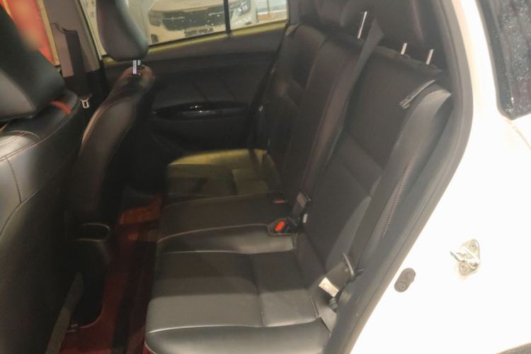 Used Toyota YARiS L 2021 X-Trail 1.5L CVT Luxury Edition
