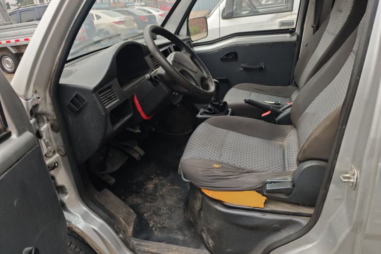 Used Wuling Zhiguang 2015 1.2L Practical LS-I Model