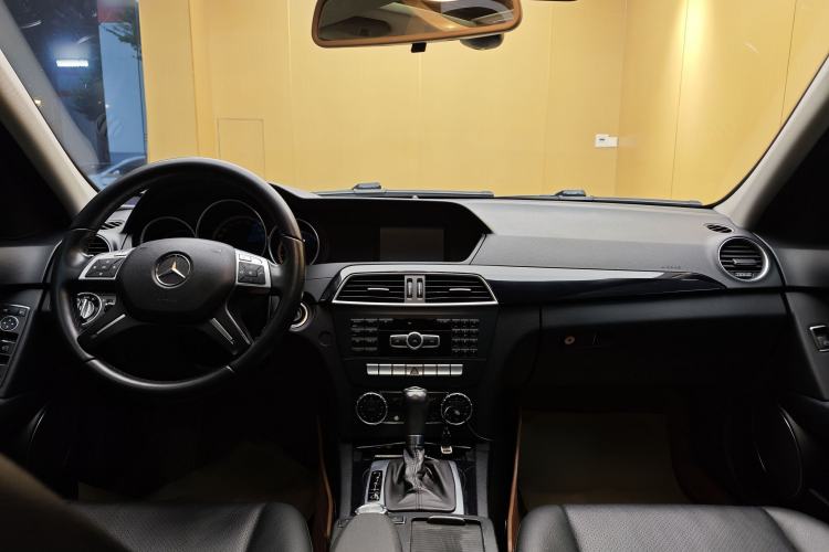 Used Mercedes-Benz C-Class 2013 C 180 Classic Grand Edition