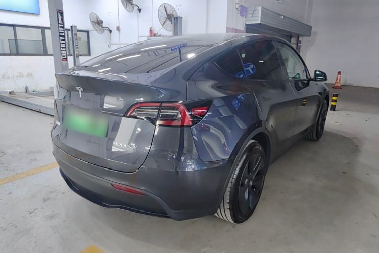 Used Tesla Model Y 2024 Rear-Wheel-Drive Version
