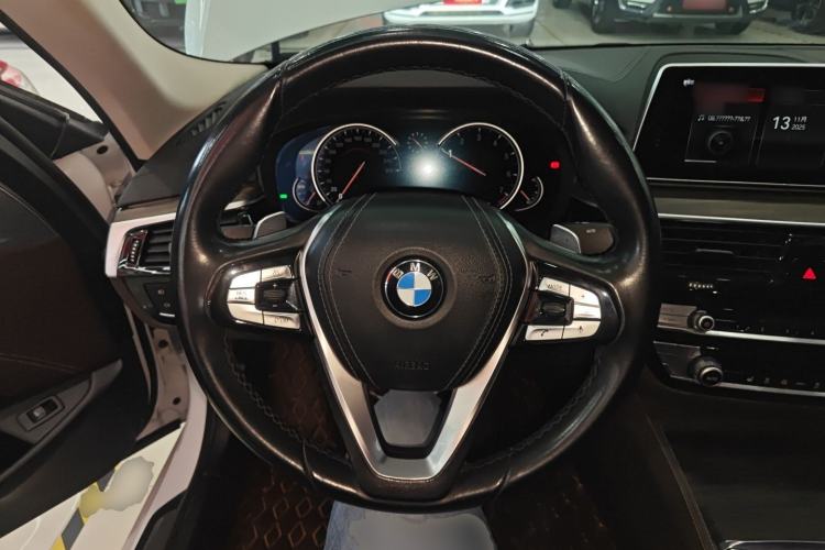 Used BMW 5 Series 2018 Revised Version 530Li Leading Edition Luxury Package
