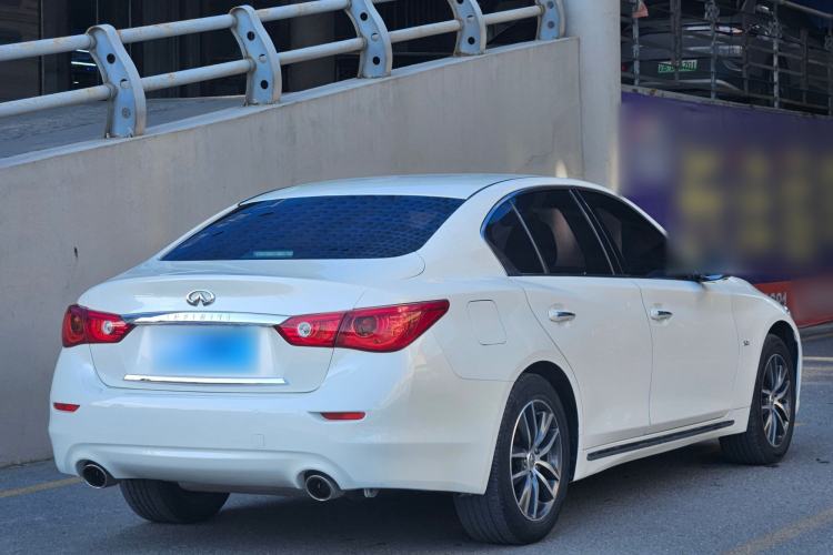 Used Infiniti Q50L 2016 2.0T Comfort Edition
