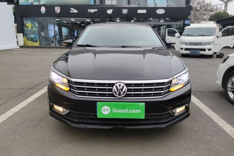 Used Volkswagen Passat 2017 330TSI DSG Luxury Edition

