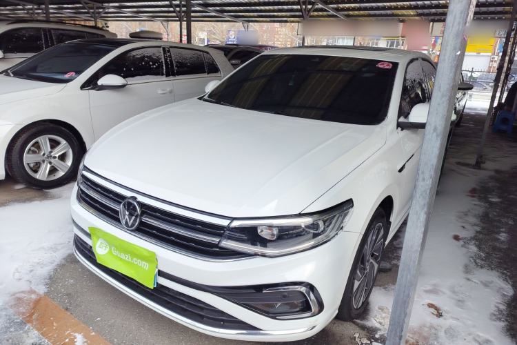 Used Volkswagen Bora 2023 300TSI DSG Prestige Edition