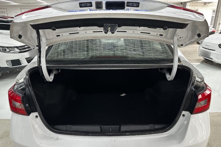 Used Chery Arrizo 5 2016 1.5L CVT Trendsetting Edition