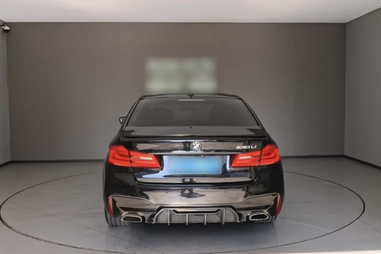 Used BMW 5 Series 2019 Facelifted 530Li Leading Edition M Sport Package