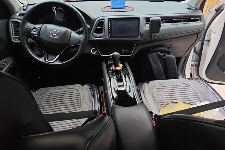 Used Honda Vezel 2020 220 TURBO CVT Luxury Edition
