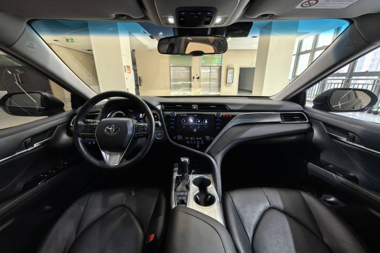 Used Toyota Camry 2019 Revised Version Dual-Engine 2.5 HG Luxury Edition
