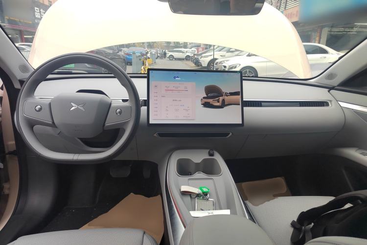 Used XPeng MONA M03 2024 620 with Ultra-Long Range
