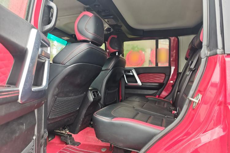 Used  BJ40 2018 PLUS 2.3T Automatic Four-Wheel Drive Premium Edition China V
