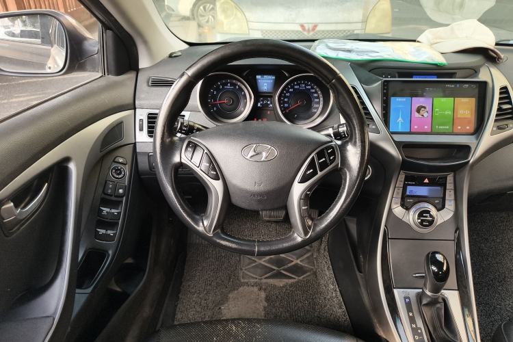 Used Hyundai Elantra 2015 1.6L Automatic Luxury Model