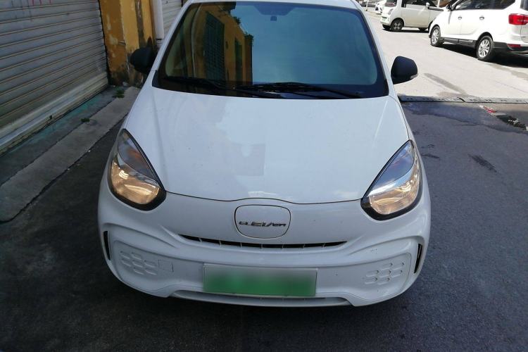 Used Roewe Clever 2021 302 km New Four-Seater Super-Efficient Version
