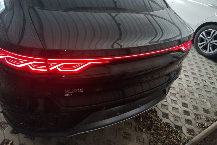 Used BYD Han 2025 EV with 701 km of Laser Radar-Enabled Intelligent Driving