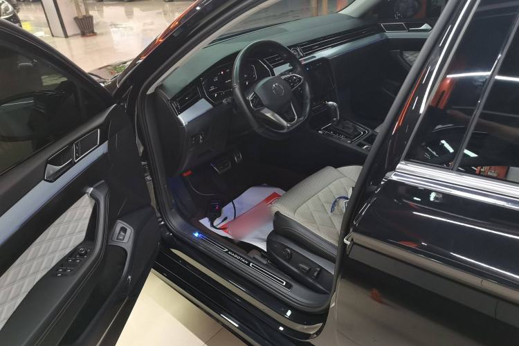 Used Volkswagen Magotan 2023 2 Million Units Commemorative Edition 330TSI DSG Luxury Version
