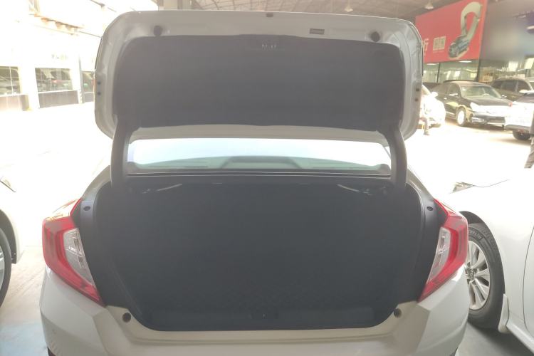 Used Honda Civic 2016 220TURBO CVT Luxury Edition
