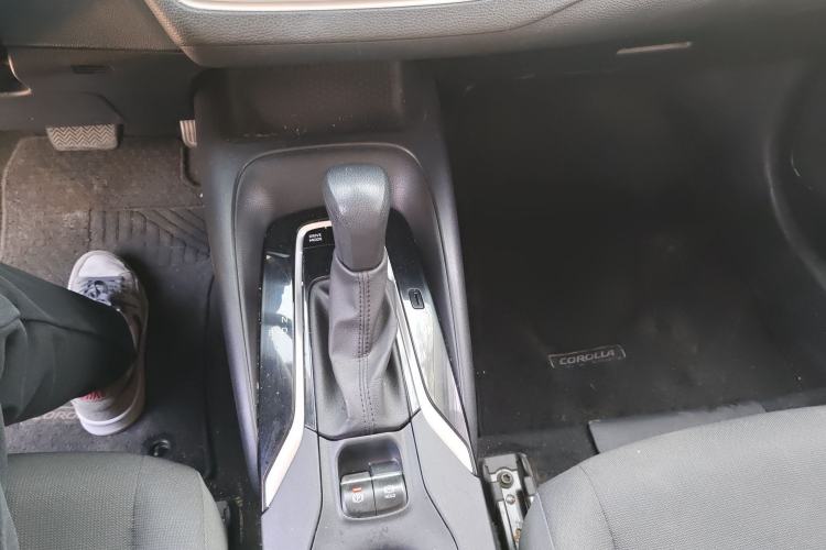 Used Toyota Corolla 2022 Dual-Motor 1.8L E-CVT Pioneer Edition
