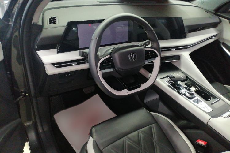 Used Changan CS75 PLUS 2023 3rd Generation 1.5T Automatic Prestige Model
