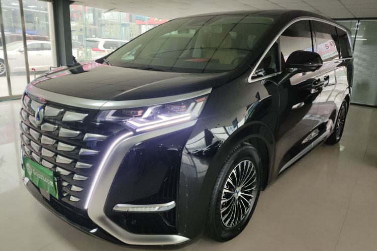 Used Denza D9 2024 DM-i 980 Four-Wheel Drive Prestige Model