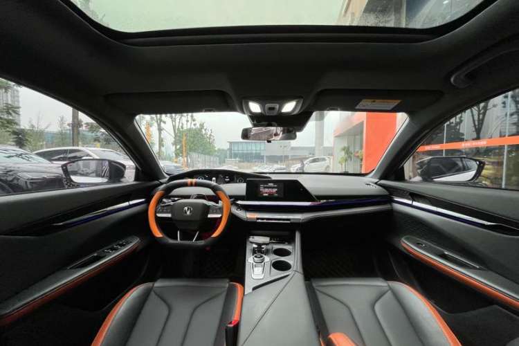 Used Changan UNI-V 2023 1.5T Prestige Model
