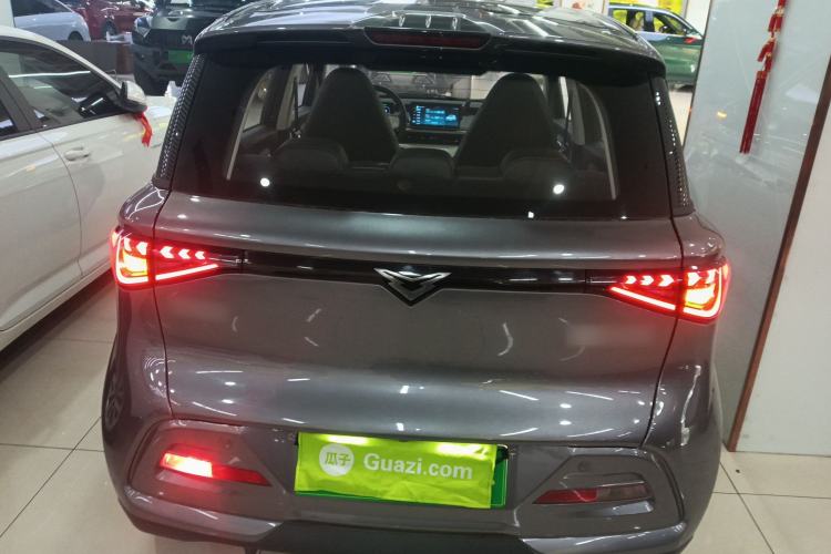 Used Cowin October 2025 Mate 410 km Surfing Edition
